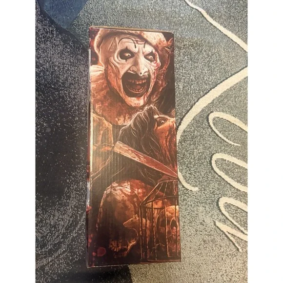 Terror Threads Terrifier 3 Art the Clown Holiday Havoc Nutcracker LE New - Picture 4 of 4